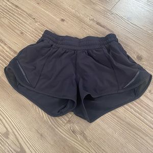 Lululemon hotty hot shorts